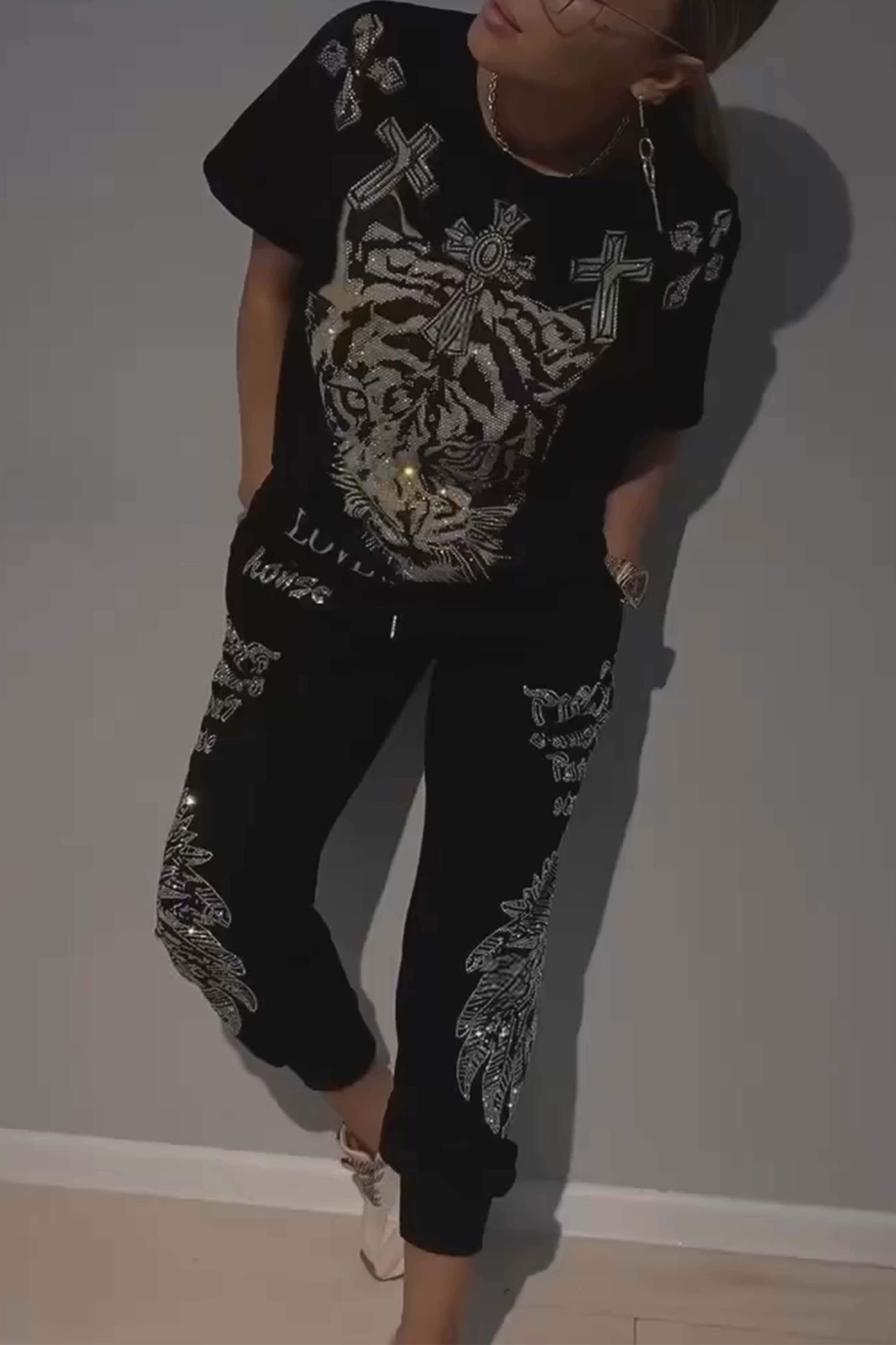 Fatima | Zweiteiliges Damenset Top und Hose im modischen Rautenmuster