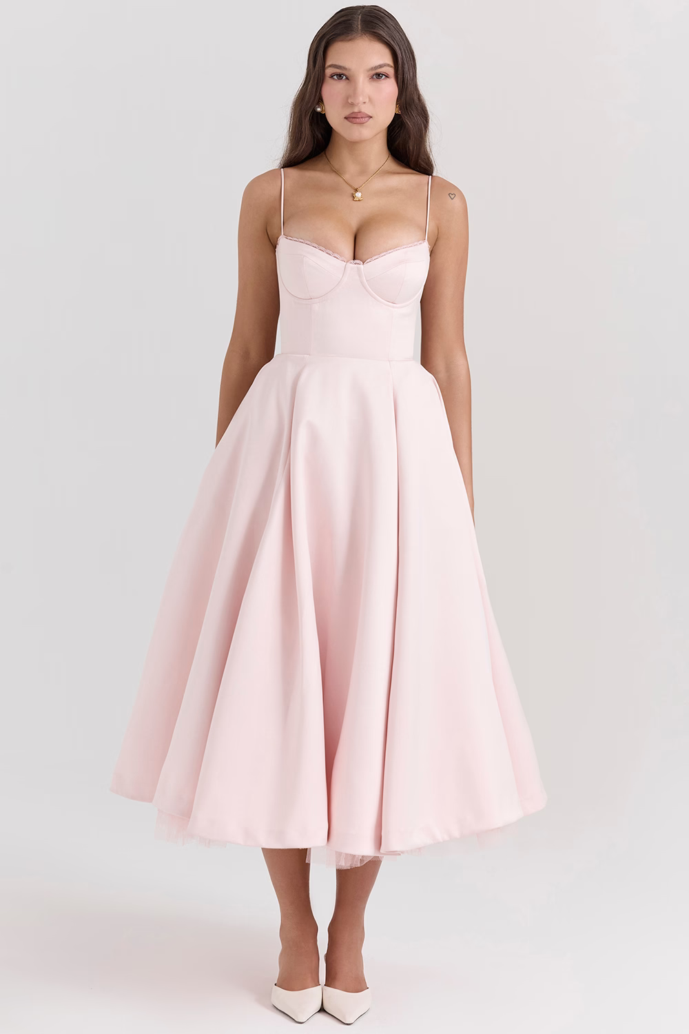 Byra | Elegantes Schlankheitskleid