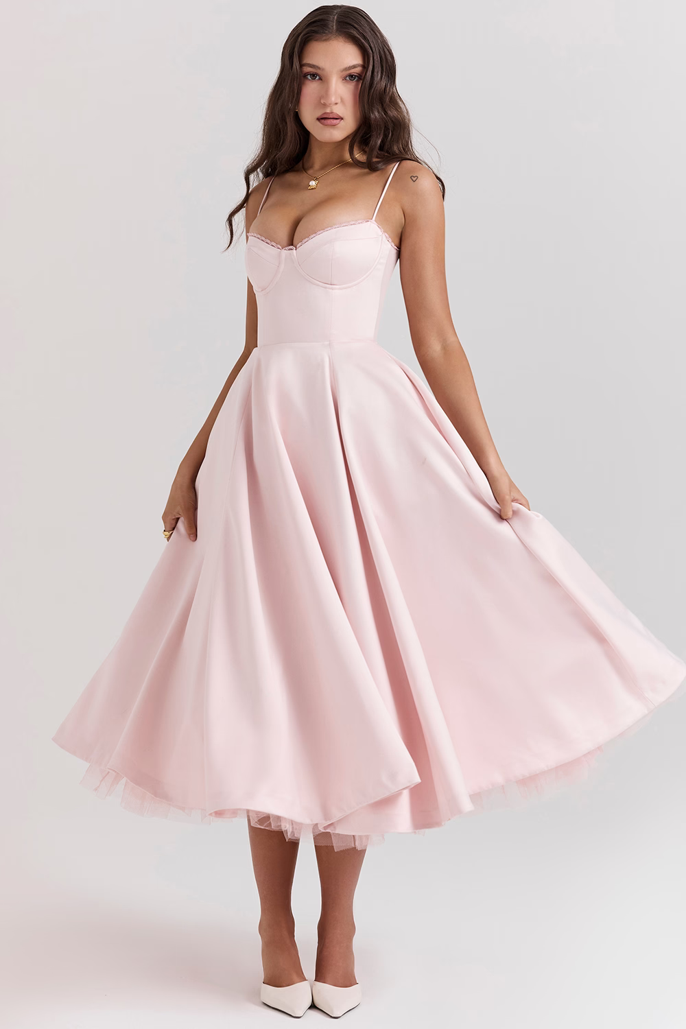 Byra | Elegantes Schlankheitskleid