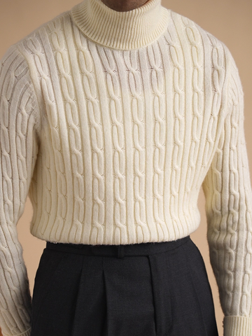 Cable-Knit Rollkragenpullover