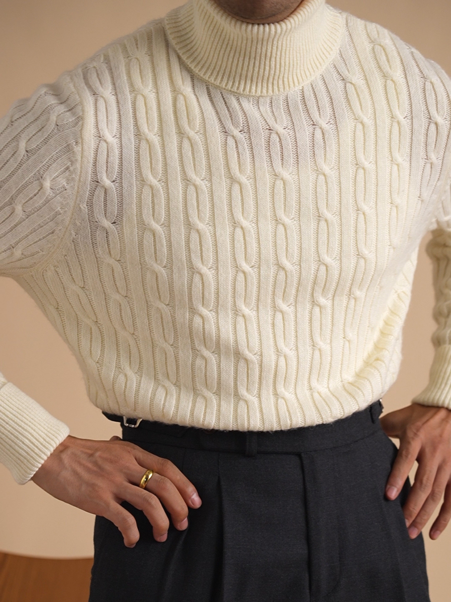 Cable-Knit Rollkragenpullover