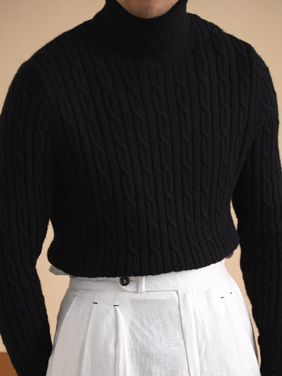 Cable-Knit Rollkragenpullover