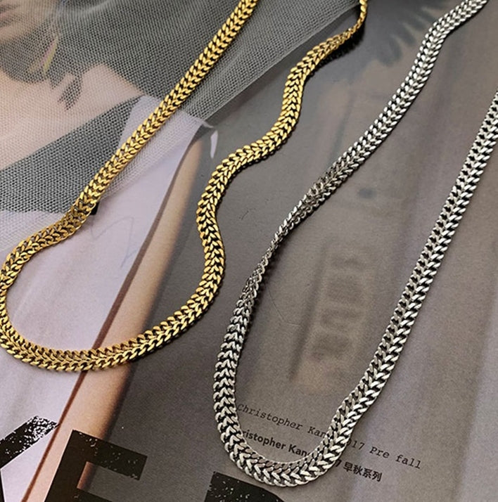 Eleganz für Dein Outfit | Fischgräten-Halskette