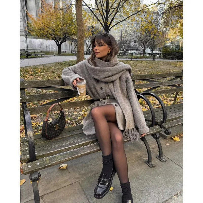 TALIA | Luxe Woolen Chic™ Mantel mit passendem Schal