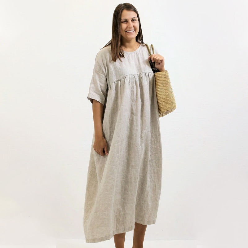 Josie | Lässiges, lockeres, einfarbiges Damenkleid mit Rundhalsausschnitt