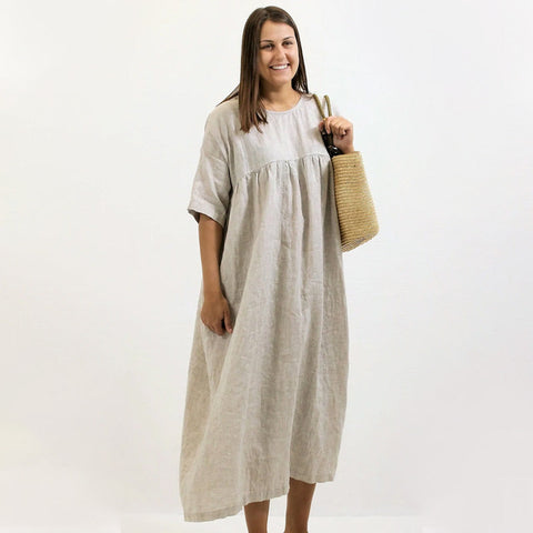 Josie | Lässiges, lockeres, einfarbiges Damenkleid mit Rundhalsausschnitt