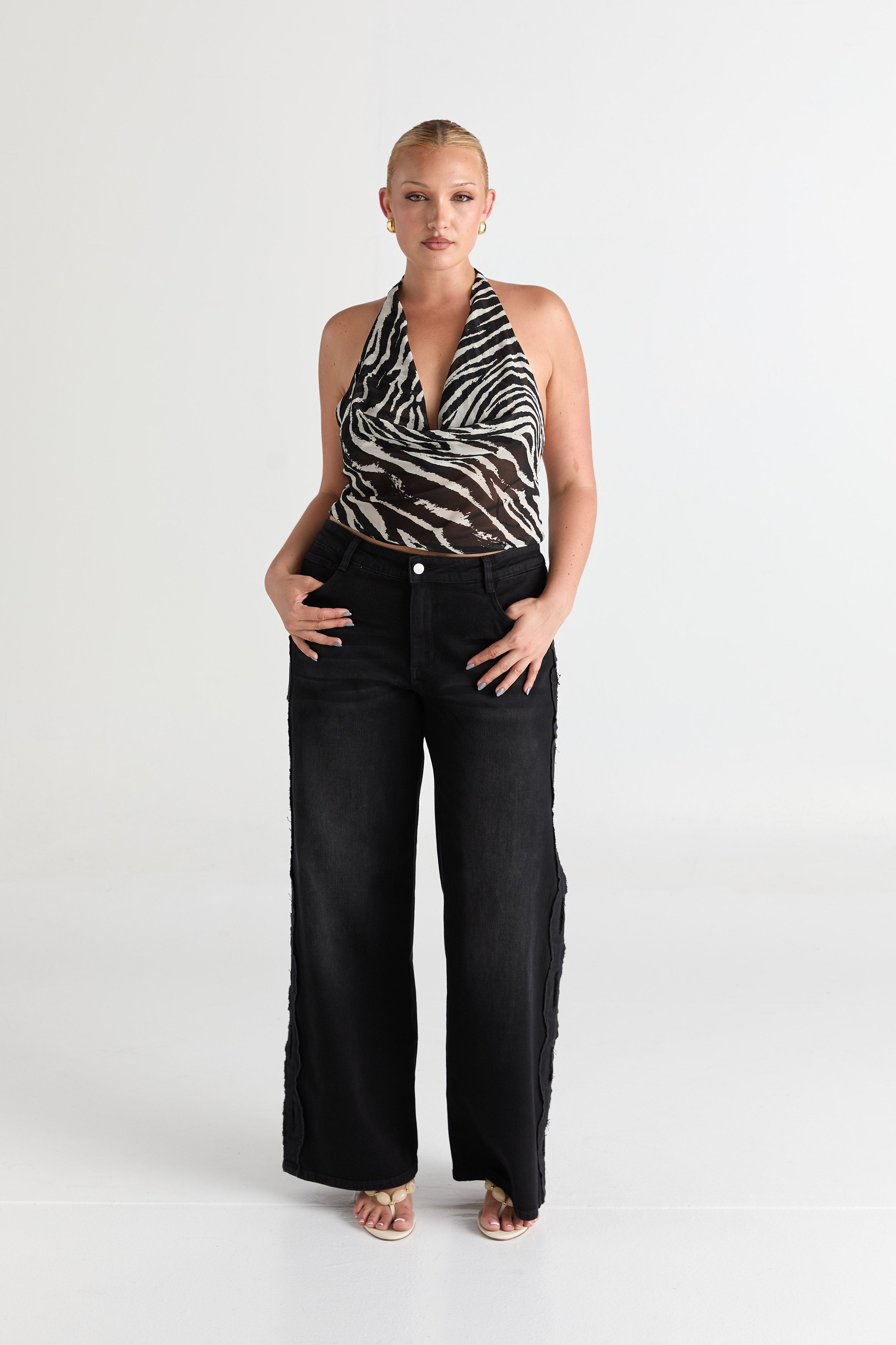 Cairo | Jean in gewaschenem Schwarz – Lässiger Chic!