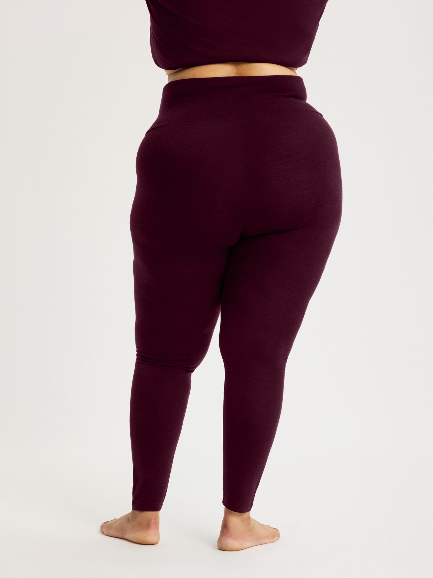 Karlee | Burgunder Merino Langstrumpfhose - Elegantes Winteroutfit für Frauen