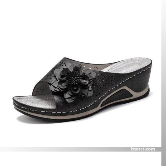 Nicole | Heißer Verkauf Orthopädische Sandalen mit Fußgewölbestütze aus weichem Leder