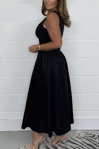 Sophia  | Ärmelloses A-Linien Kleid mit Eckausschnitt