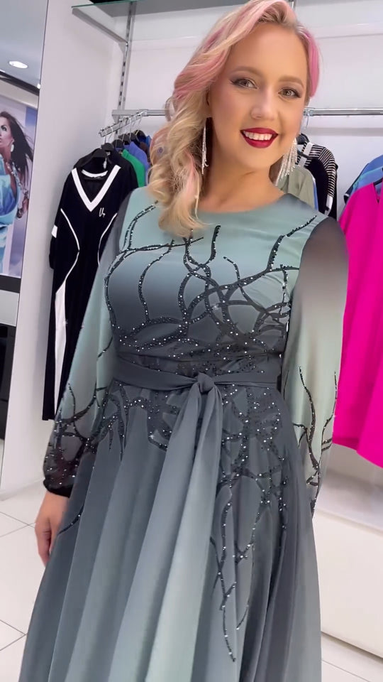 Asherim | Luxus-Chiffonkleid mit Farbverlauf und Kristallverzierung