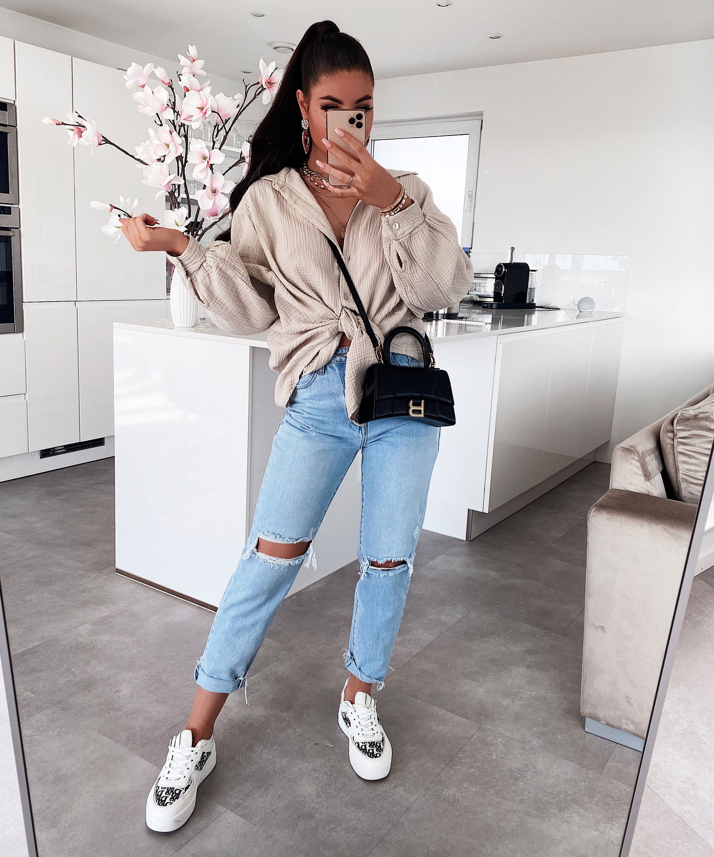 Faye | Übergroße Musselinbluse in Beige