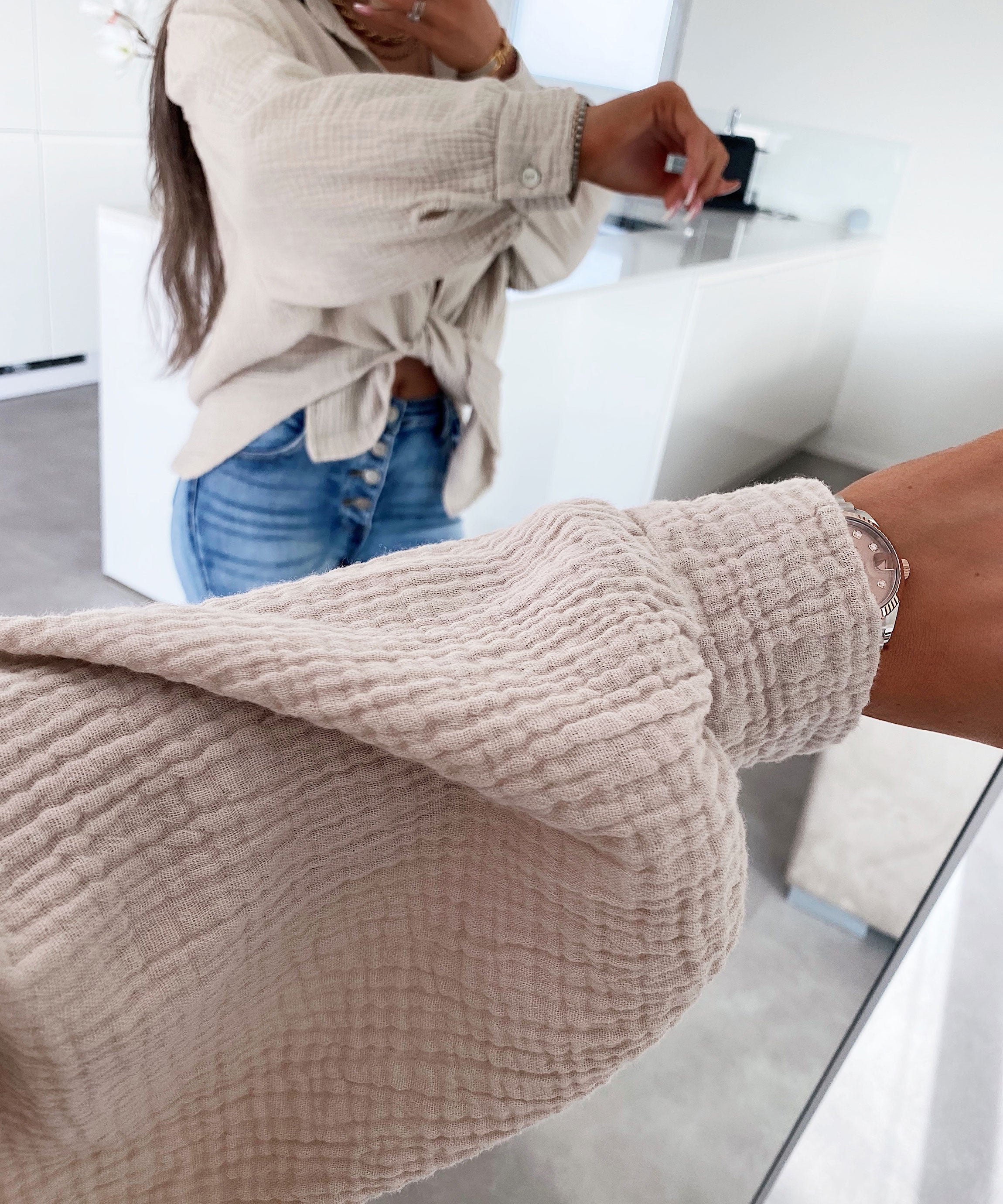 Faye | Übergroße Musselinbluse in Beige