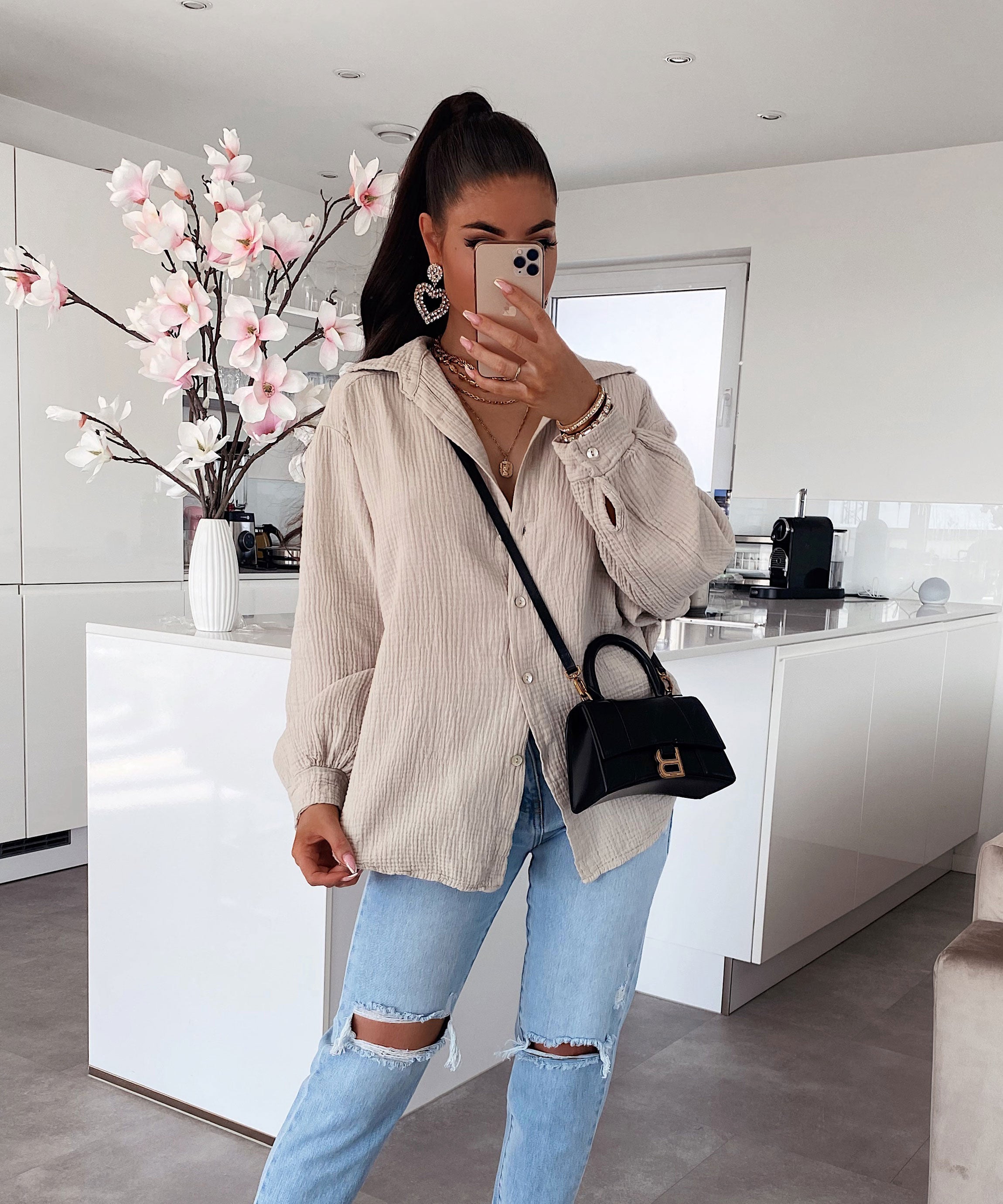 Faye | Übergroße Musselinbluse in Beige