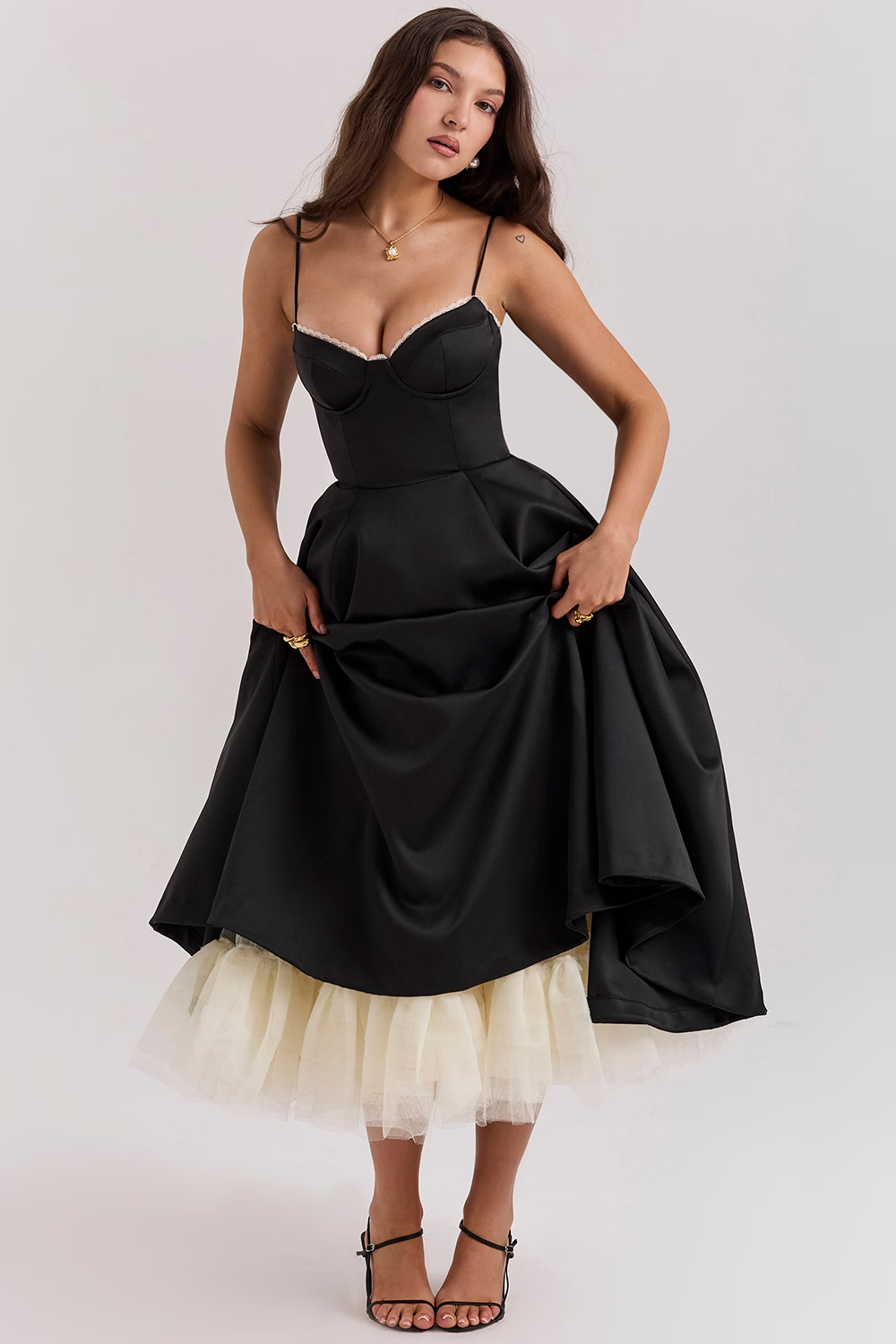 Byra | Elegantes Schlankheitskleid