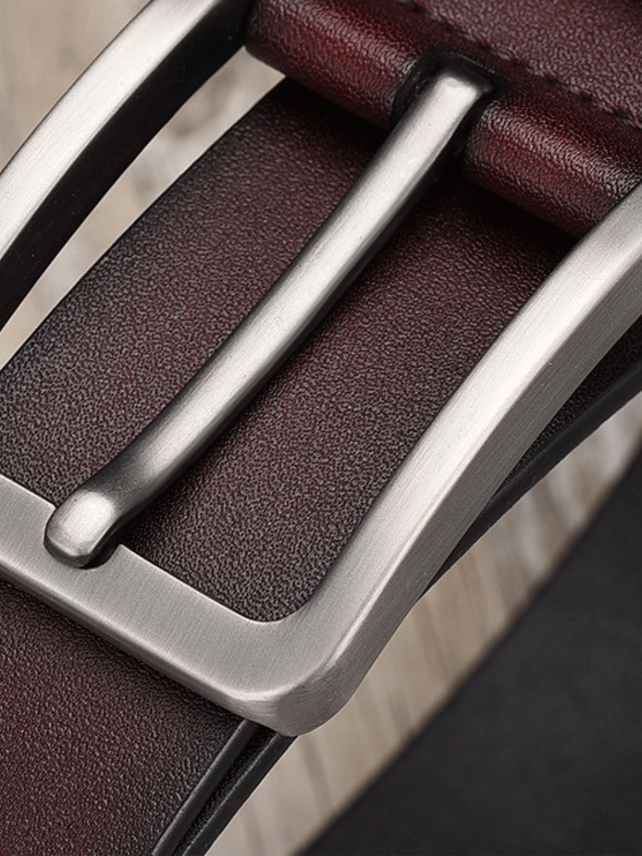 Echtleder-Gürtel mit Dornschließe