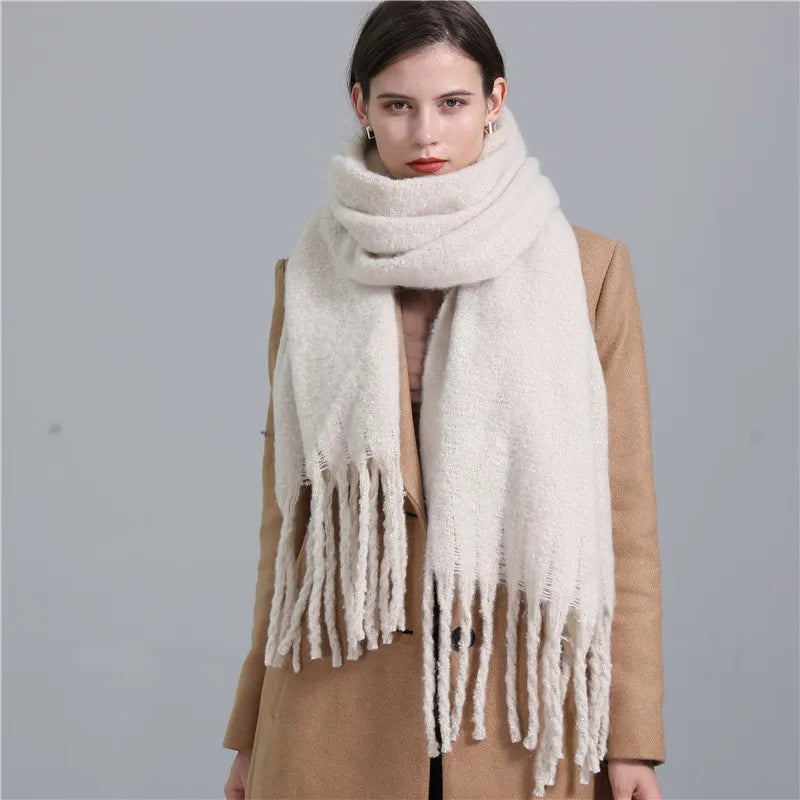Weicher Winter-Schal in Kaschmir-Optik