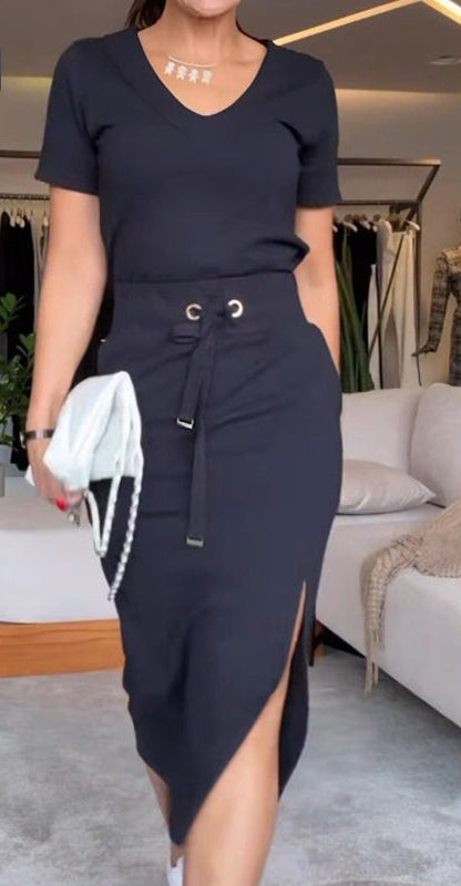 Pierce | Damen V-Ausschnitt T-Shirt und Midirock-Set