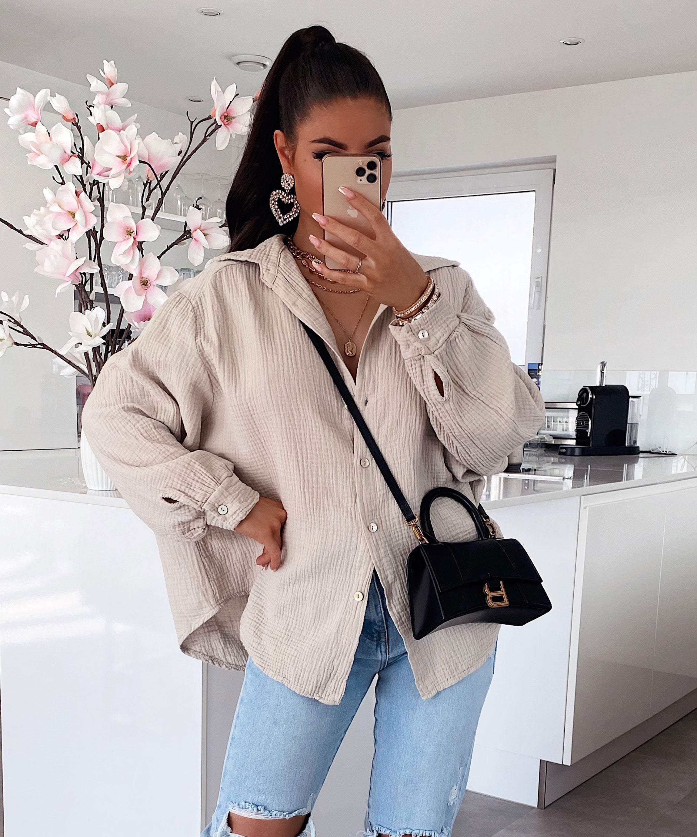 Faye | Übergroße Musselinbluse in Beige