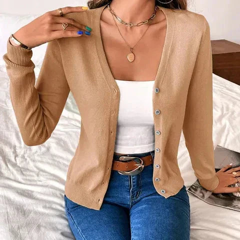 Alette | Strickpullover mit eleganter Knopfleiste für Damen