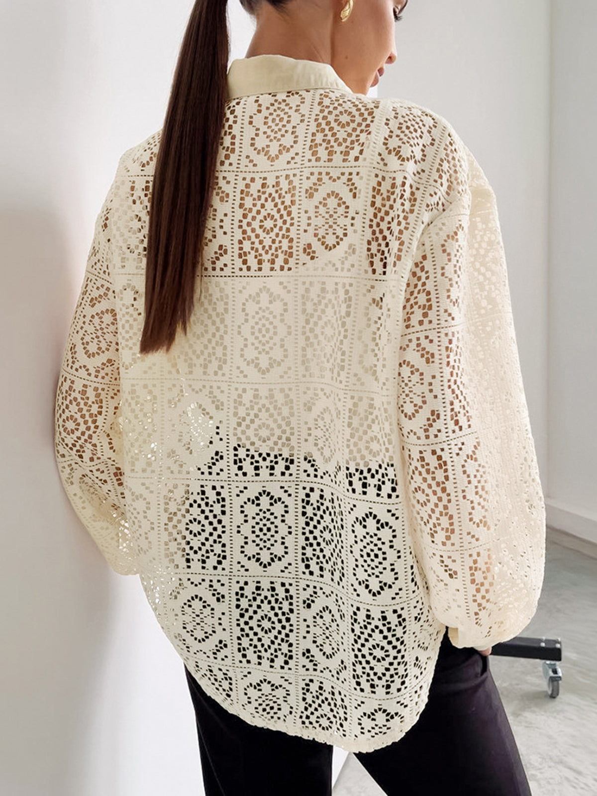 Pola | Übergrösiges Button-Down-Hemd mit Ösen