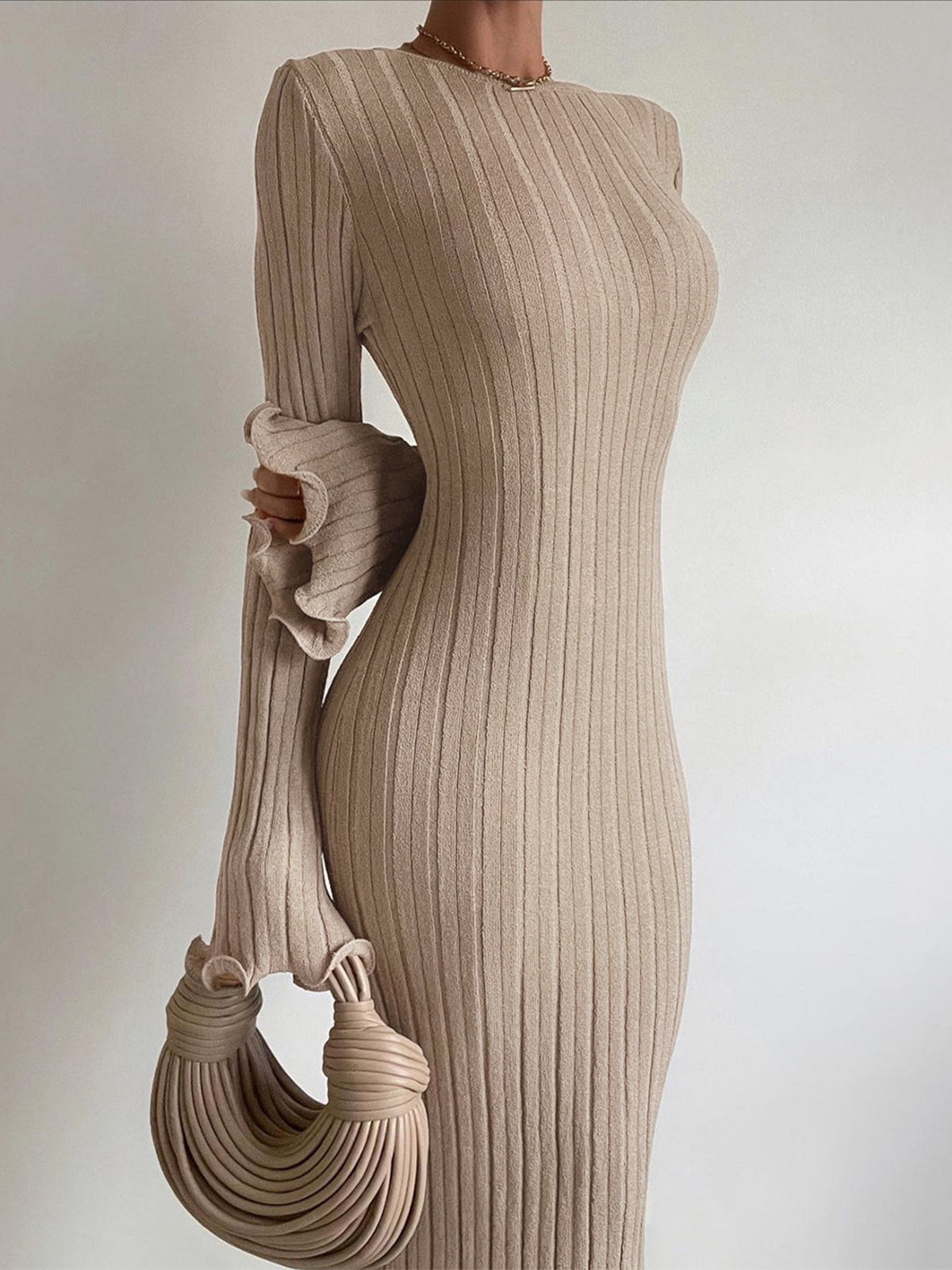 Clara | Elegantes Maxikleid mit offenem Rücken