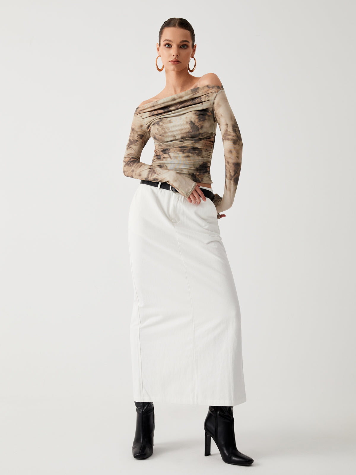 Emilia | Terrakottafarbenes Tüll-Netz-Off-Shoulder-Crop-Top mit langen Ärmeln