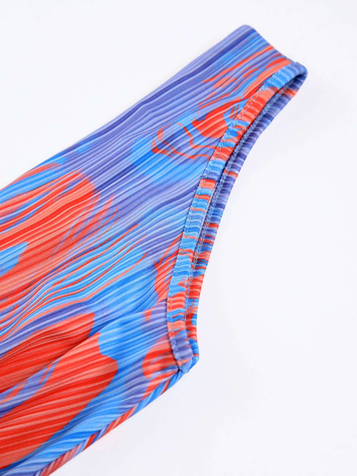 Eleganz in Bewegung | Flammende Leidenschaften Cowl Neck Long Dress