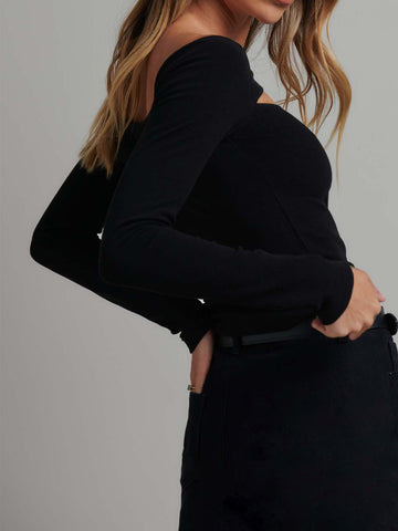 Laura | Schulterfreies langärmeliges Crop-Top mit elegantem Ausschnitt