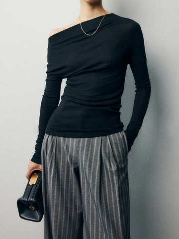 Clara | Asymmetrisches schulterfreies gerafftes Rockset