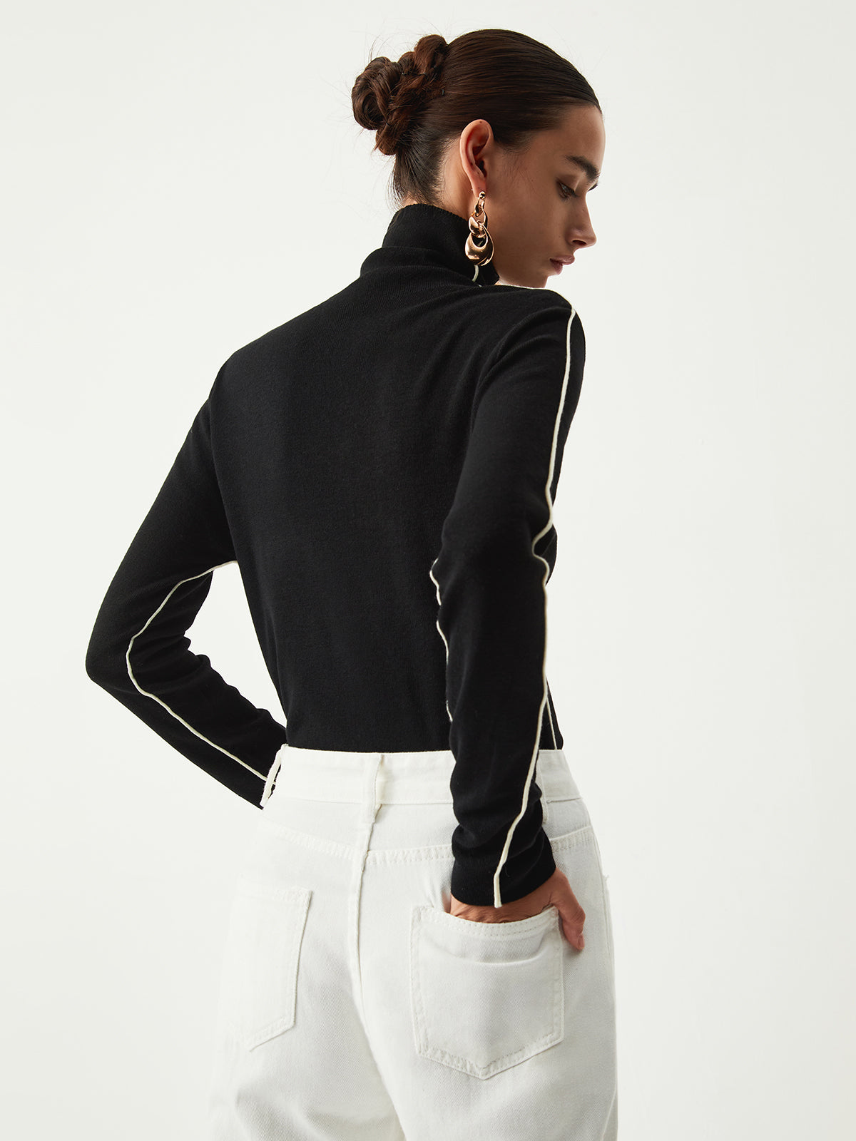 Clara | Elegantes Rollkragen-Top mit Kontrastpaspelierung