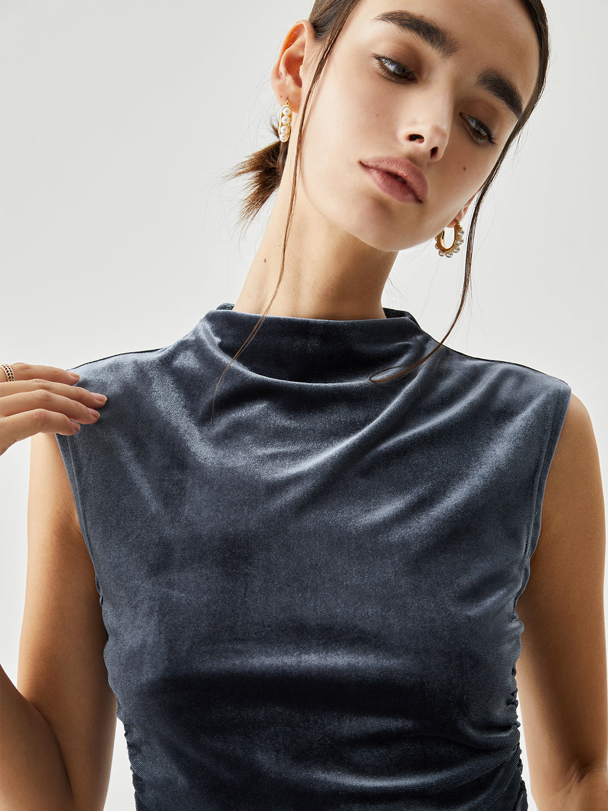 Clara | Elegantes drapiertes Samt-Crop-Top