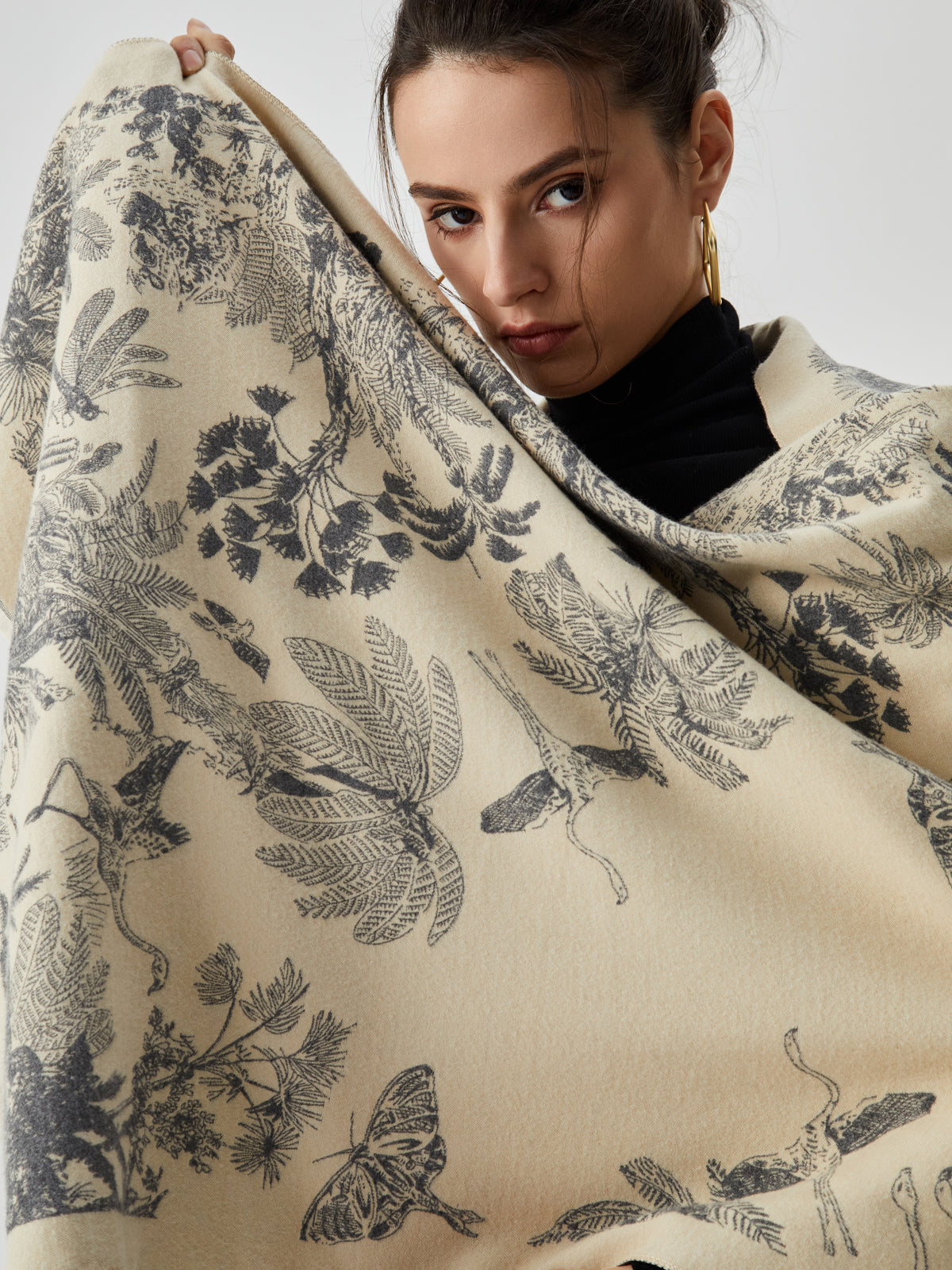 Jakob | Doppelseitiger Jacquard-Tasselschal