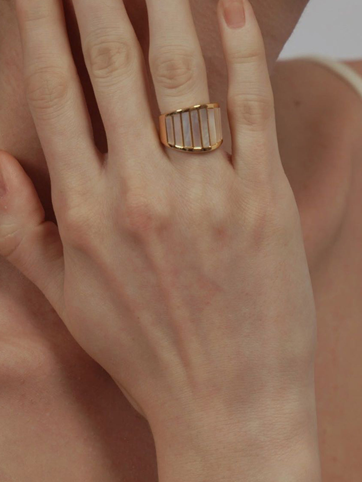 Eleganz neu definiert | Pinctada Dekor Ring