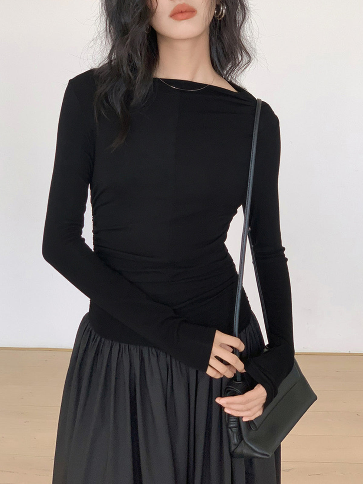 Emilia | Elegantes langärmeliges Midikleid mit plissiertem Patchwork-Strick