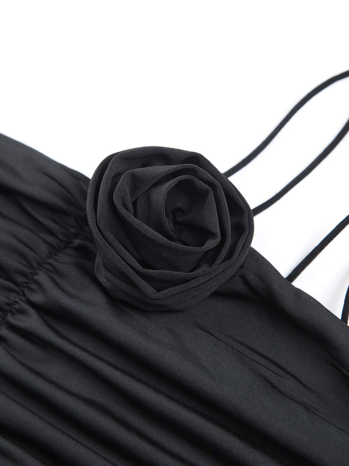 Emilia | Off Shoulder Midi Kleid mit Rosenapplikationen