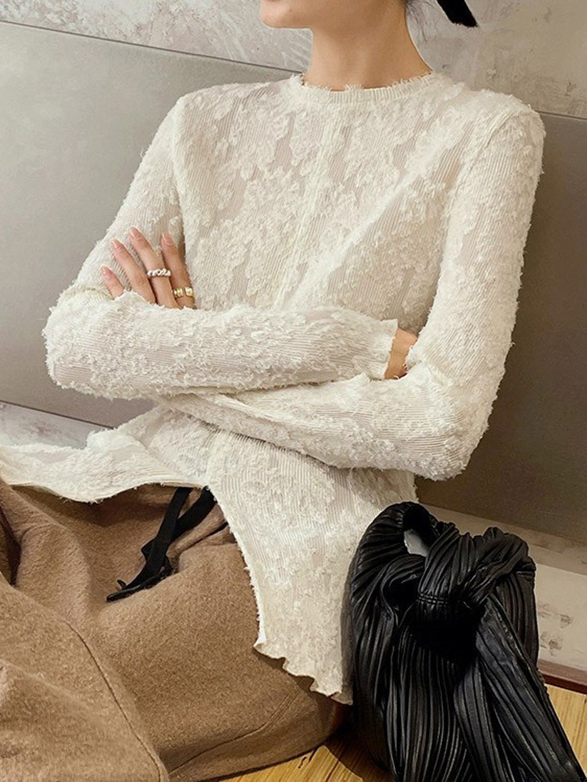 Eleganz | Semi-transparente Jacquard-Spitzenoberteil mit langen Ärmeln