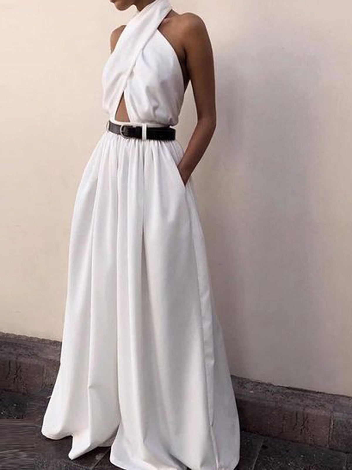 Mia | Criss Cross Halterloser Jumpsuit ohne Gürtel