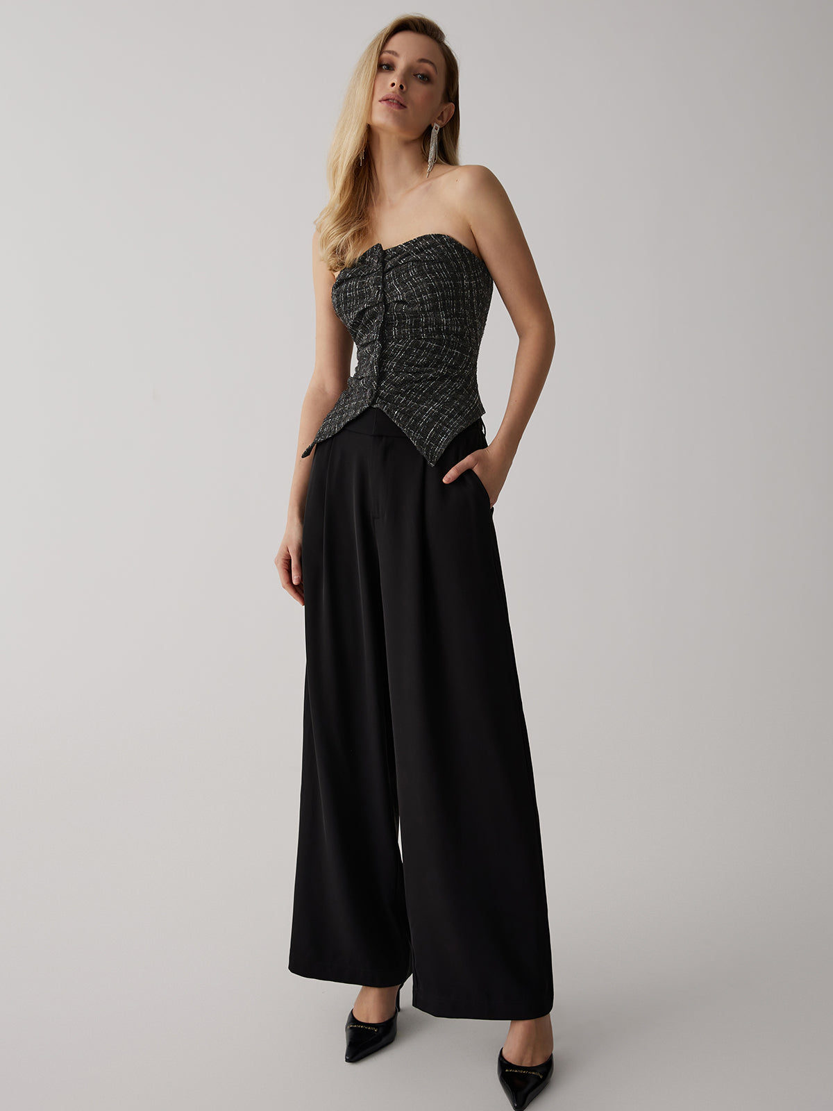 Lina | Rüschen-Top mit Knopfdesign