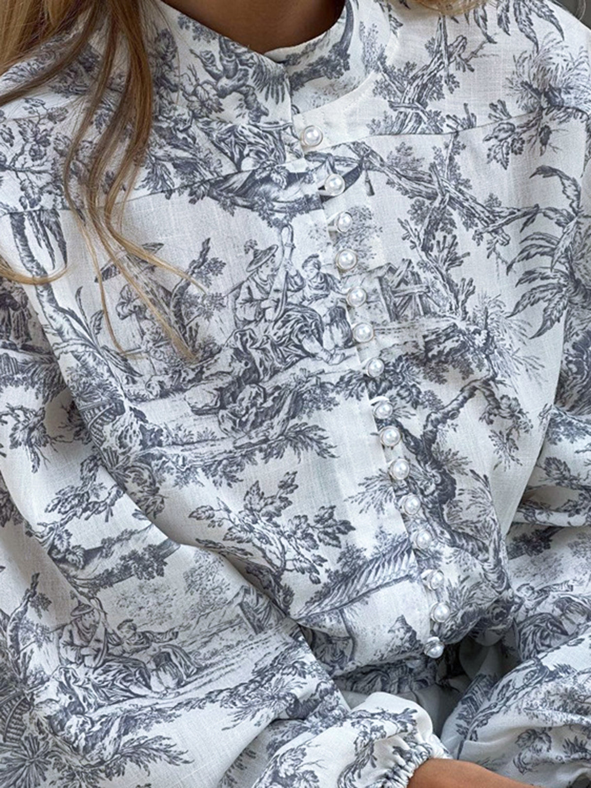 Clara | A-Linien-Kleid mit kunstvollem Druck