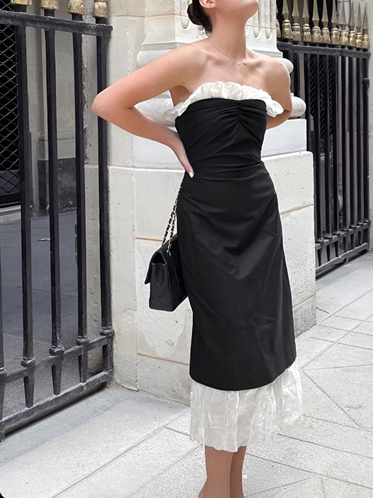 Emilia | Verspieltes Midi Kleid mit Rüschensaum