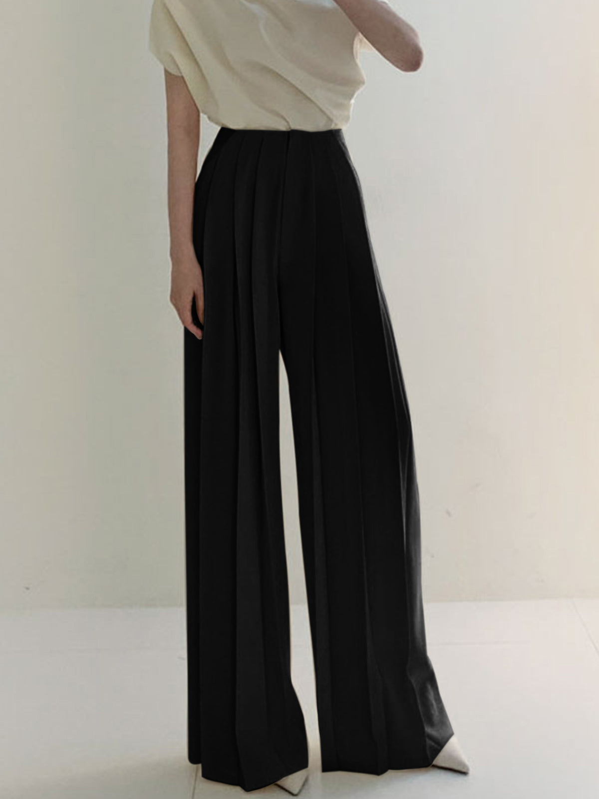 Clara | Elegante Plissierte High Waist Hose mit weitem Bein
