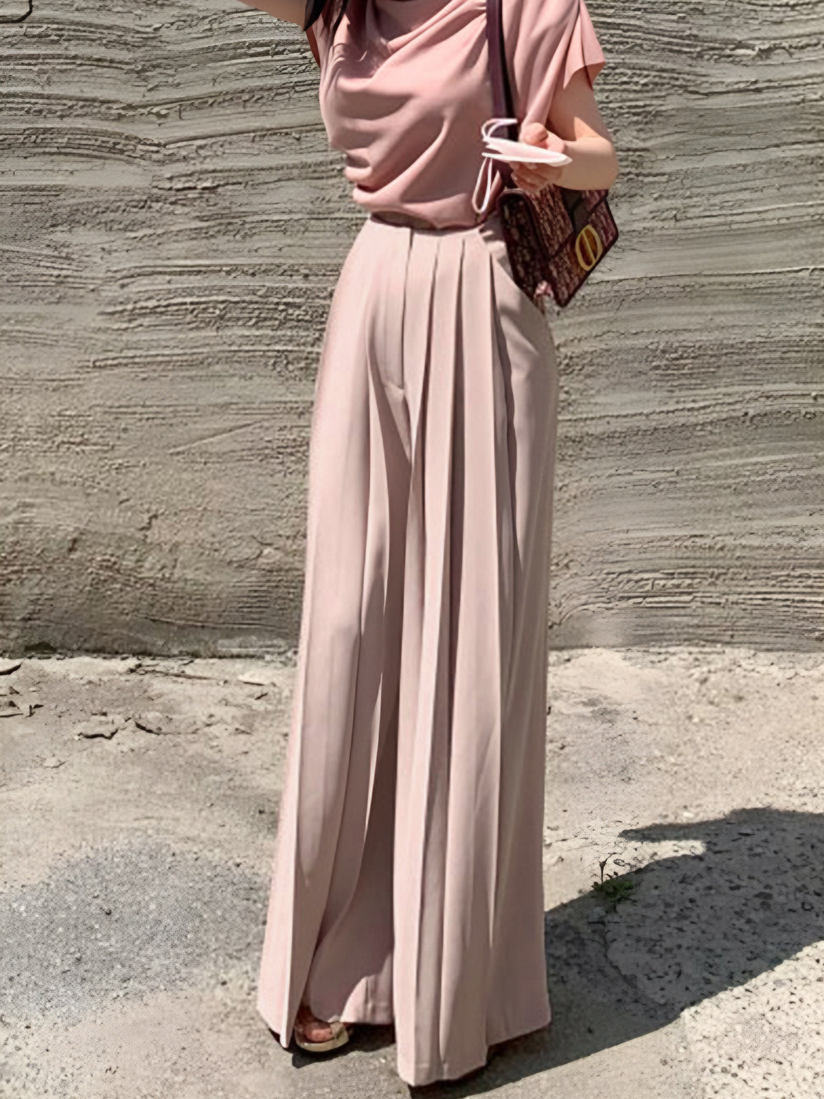 Clara | Elegante Plissierte High Waist Hose mit weitem Bein