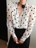 Anna | Verspielte Polka-Dot-Bluse