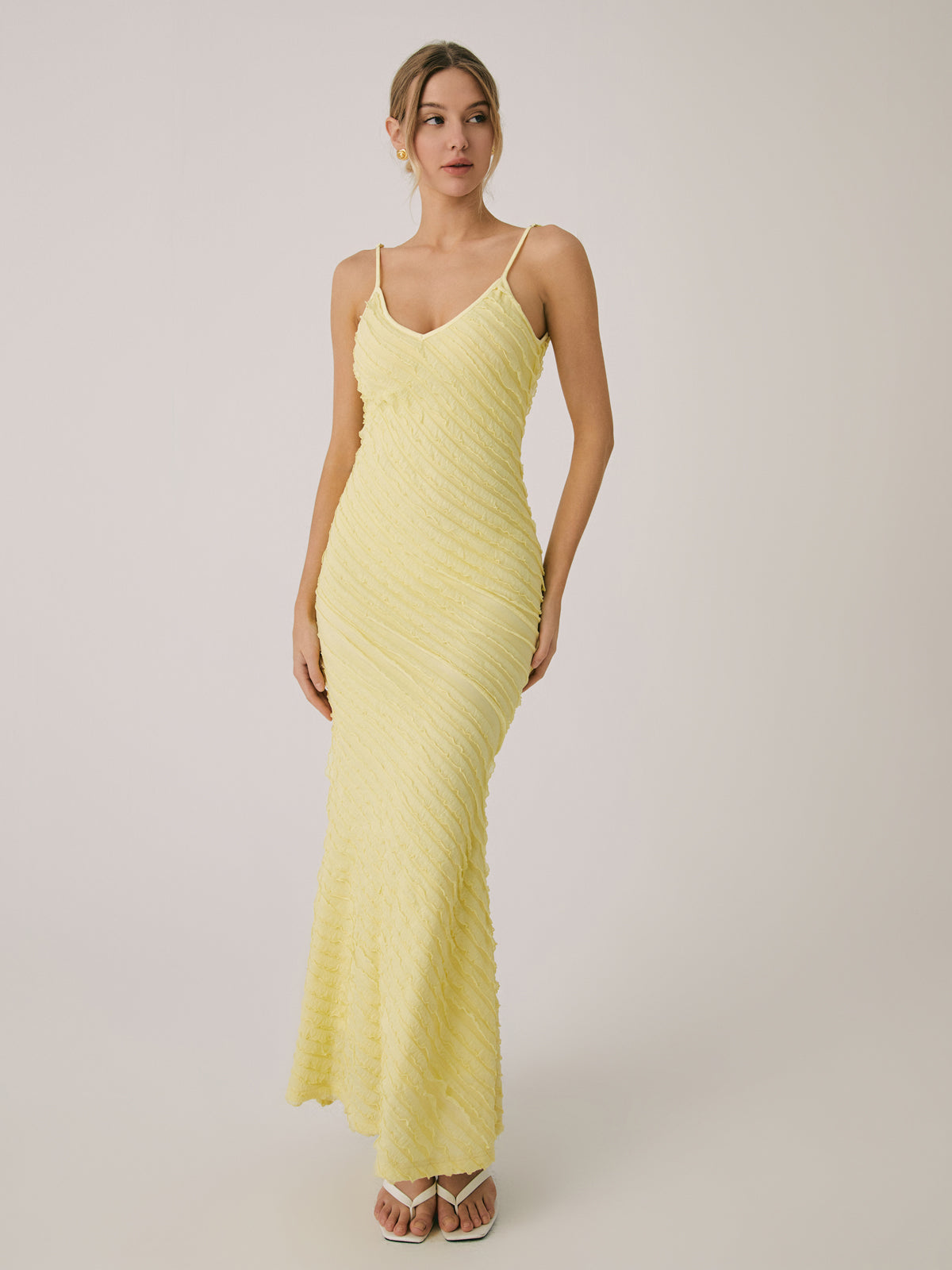 Clara | Elegantes rückenfreies Cami-Midikleid