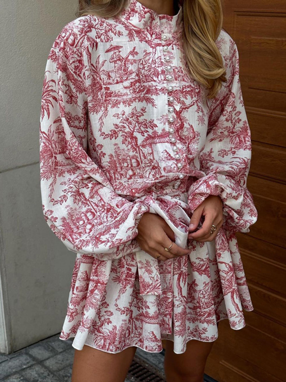 Clara | A-Linien-Kleid mit kunstvollem Druck