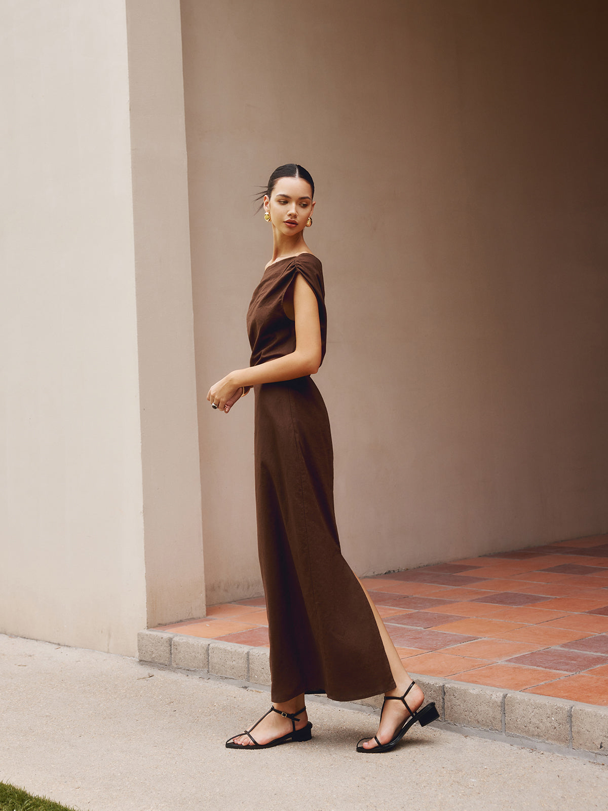 Clara | Asymmetrisches Baumwoll- und Leinenkleid