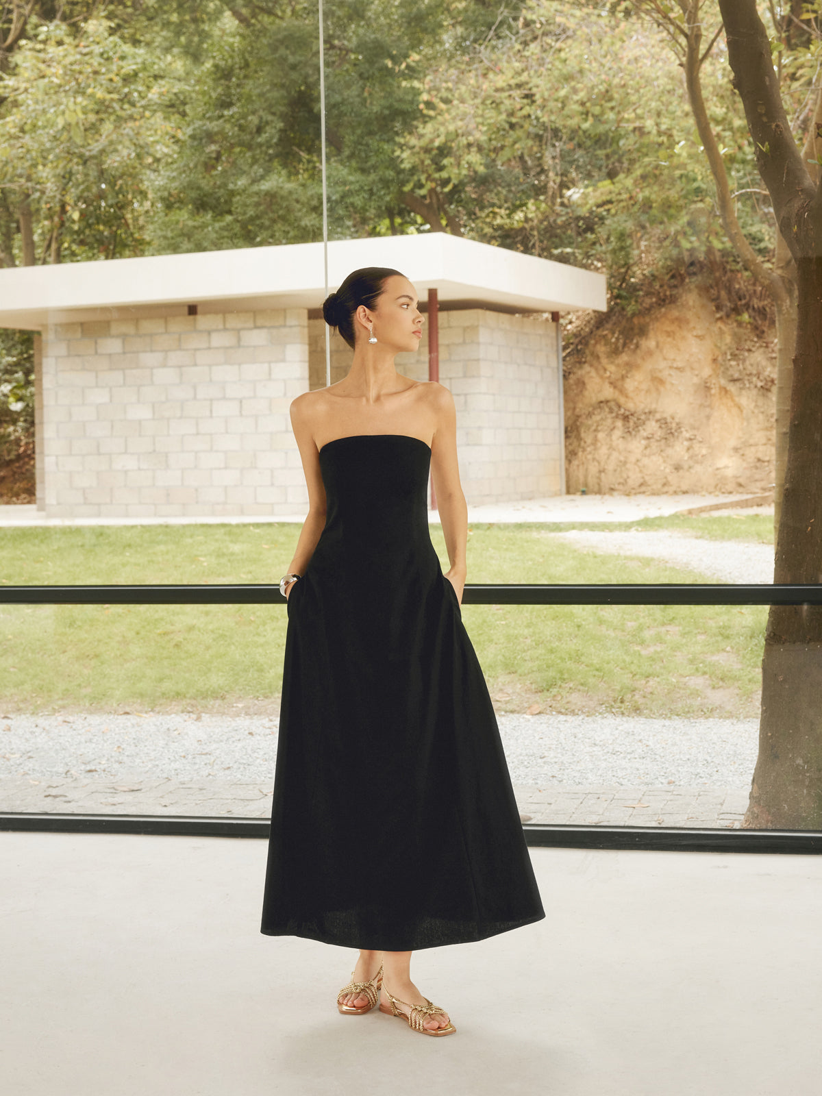 Clara | Elegantes Maxikleid mit Taschen aus Leinenmix