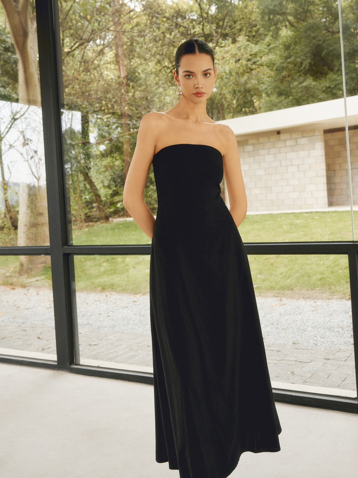 Clara | Elegantes Maxikleid mit Taschen aus Leinenmix