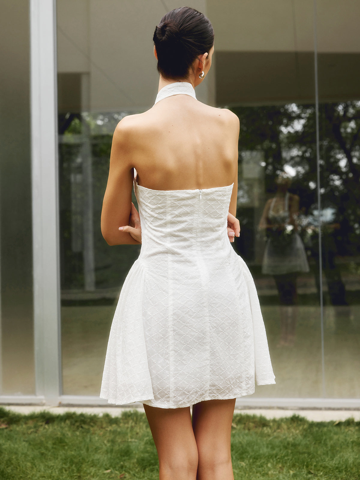 Sophie | Rückenfreies Baumwollkleid mit Halterdesign